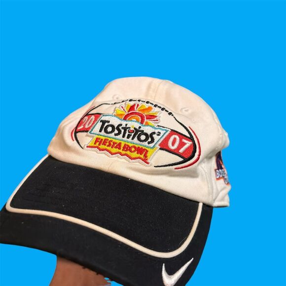 Nike Men's White and Red Hat - Picture 1 of 6